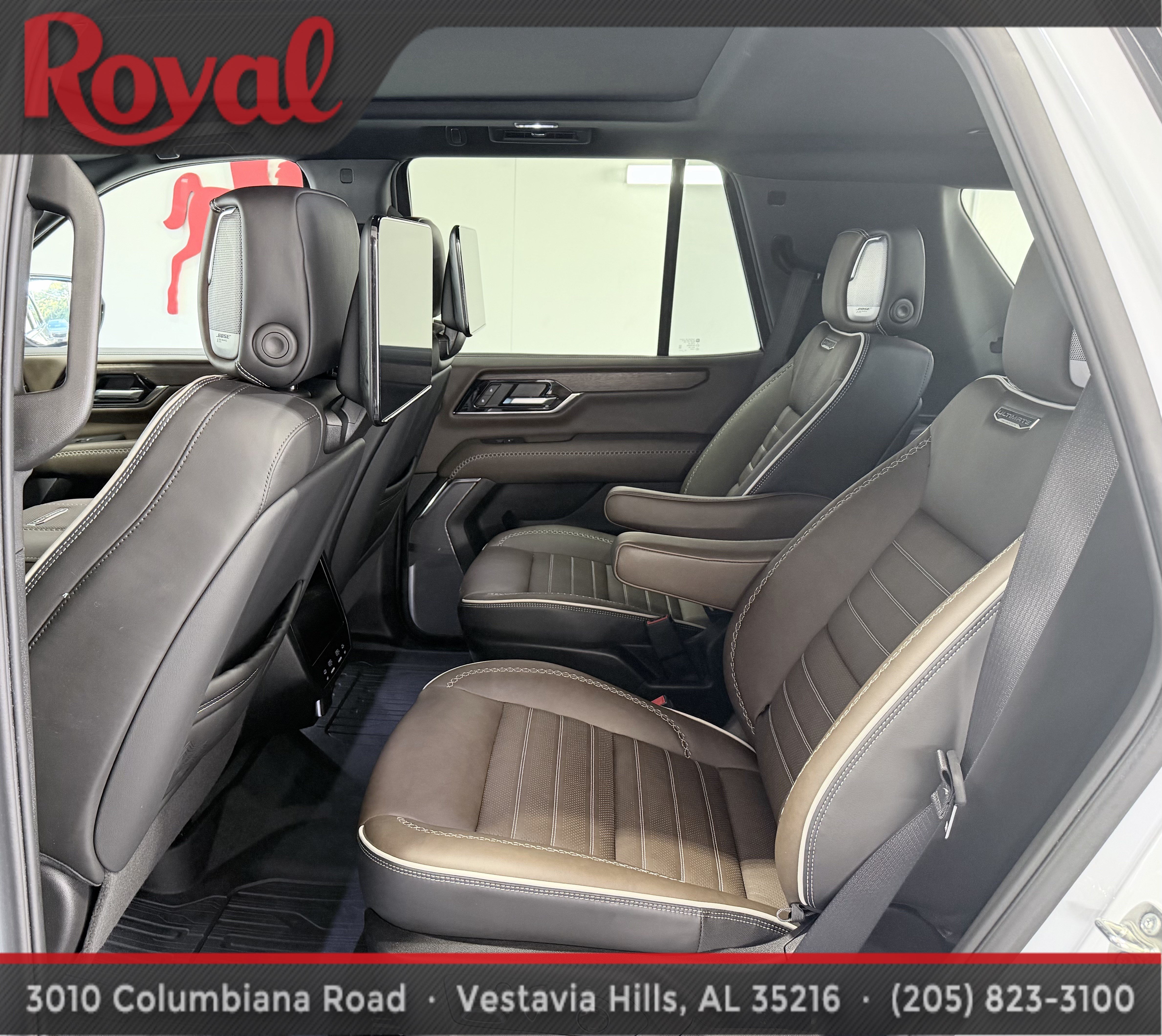 Used 2026 GMC Yukon Denali Ultimate AWD/4WD image 7