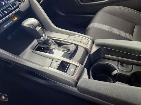 Used 2019 Honda Civic Sport image 25