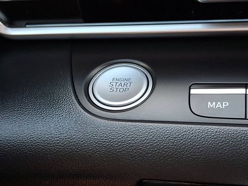 Used 2024 Hyundai Elantra Limited FWD image 24