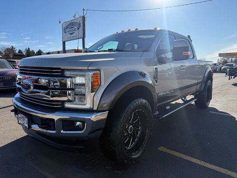 Used 2017 Ford F350 Lariat w/ Lariat Ultimate Package image 7