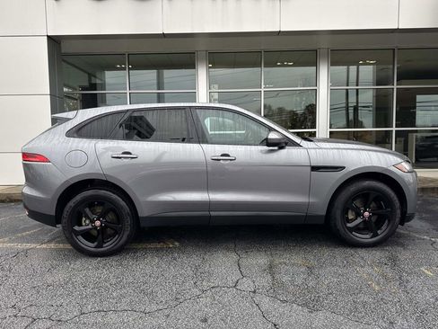 Used 2020 Jaguar F-PACE Premium image 8