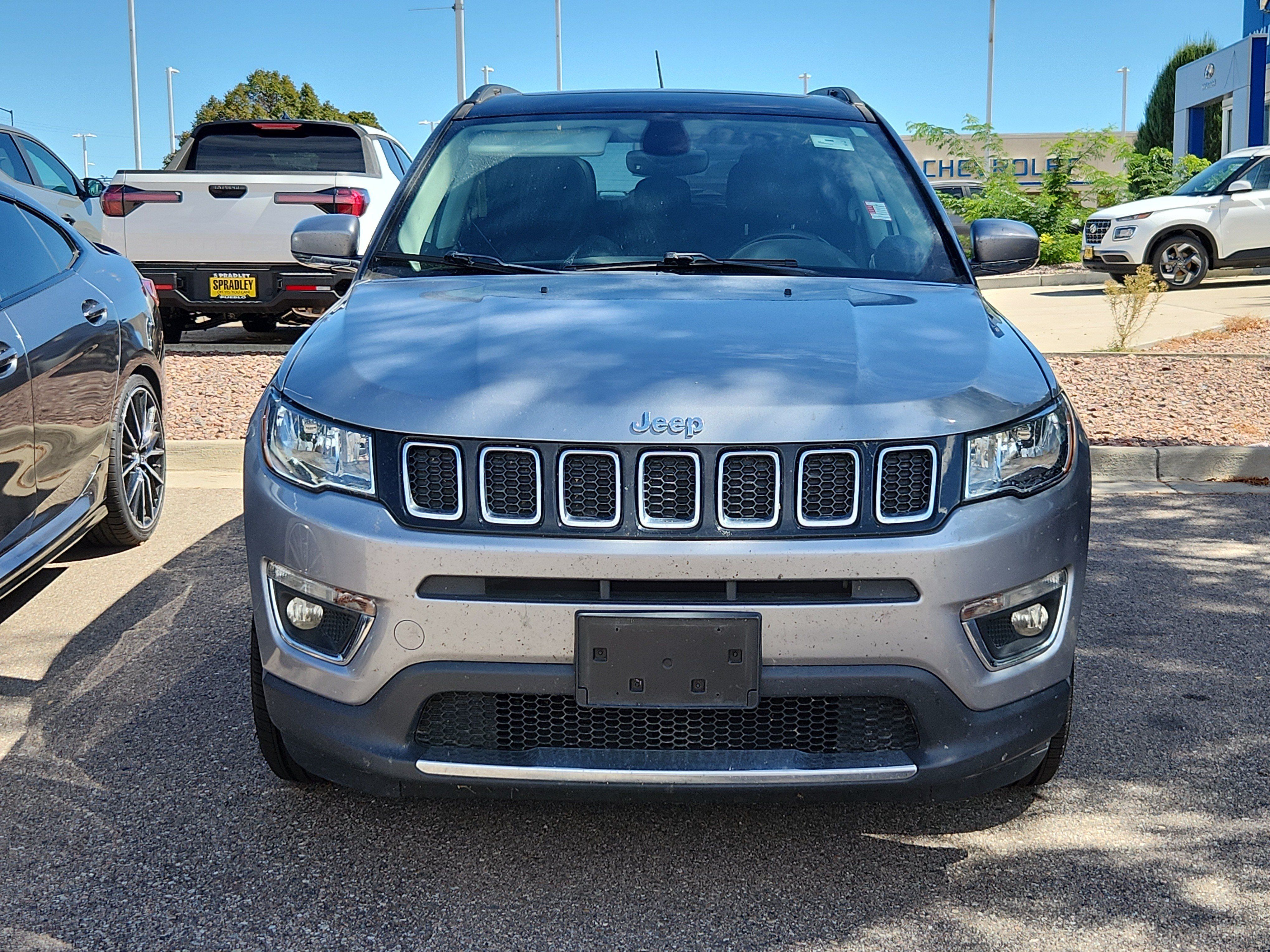 Used 2018 Jeep Compass Limited w/ Navigation Group AWD/4WD image 2