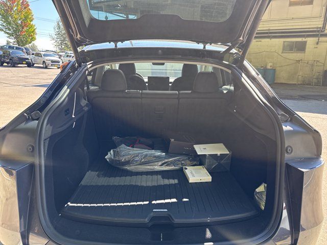 Used 2026 Tesla Model Y 2WD image 12