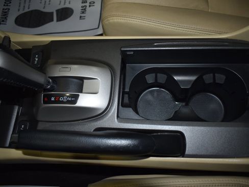 Used 2012 Honda Crosstour EX-L image 27