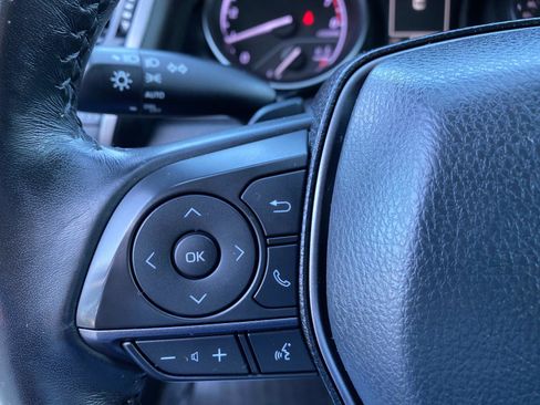 Used 2023 Toyota Camry SE image 16