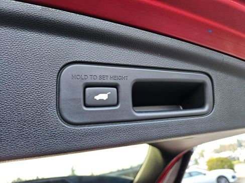 Certified 2025 Acura MDX A-Spec image 19