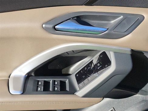 New 2025 Audi Q5 Premium image 19