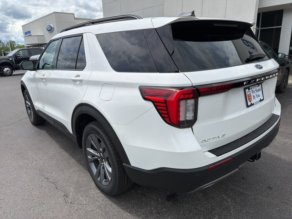 New 2026 Ford Explorer Active w/ Active Comfort Package AWD/4WD image 3