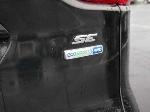 Used 2014 Ford Escape SE w/ Equipment Group 201A AWD/4WD image 9