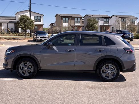 Certified 2026 Honda HR-V LX image 3