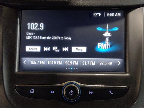 Used 2017 Chevrolet Cruze LT w/ Convenience Package FWD image 25