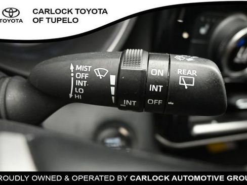 Used 2023 Toyota Highlander XLE FWD image 34
