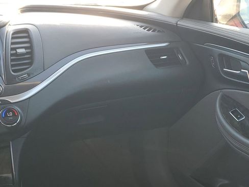 Used 2014 Chevrolet Impala LT image 26