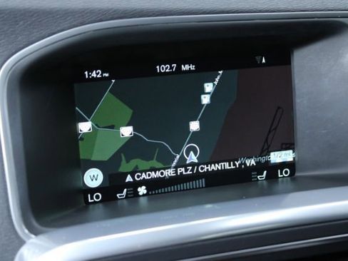 Used 2016 Volvo S60 T5 Inscription Platinum image 19