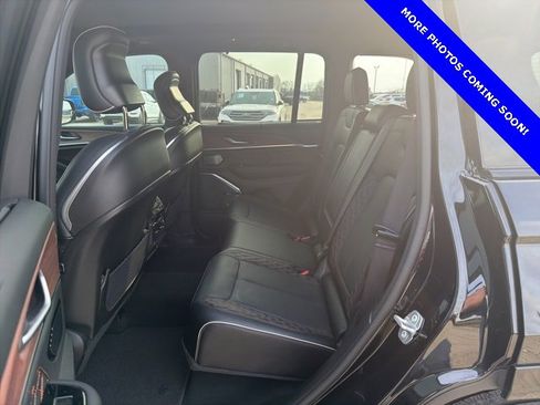 Used 2022 Jeep Grand Cherokee Summit w/ Advanced Protech Group IV image 16