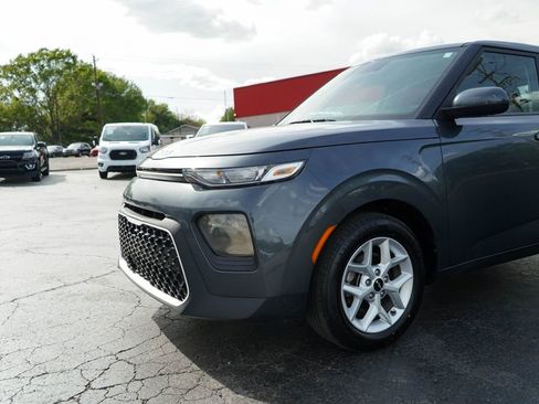 Used 2022 Kia Soul LX w/ Technology Package image 10