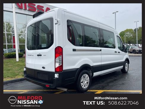 Used 2023 Ford Transit 350 XLT RWD image 5