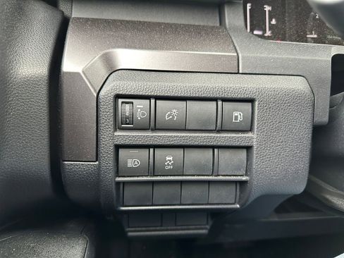 Used 2025 Toyota 4Runner SR5 image 10