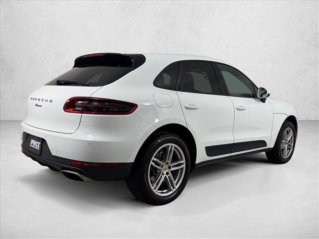 Used 2018 Porsche Macan AWD/4WD image 9