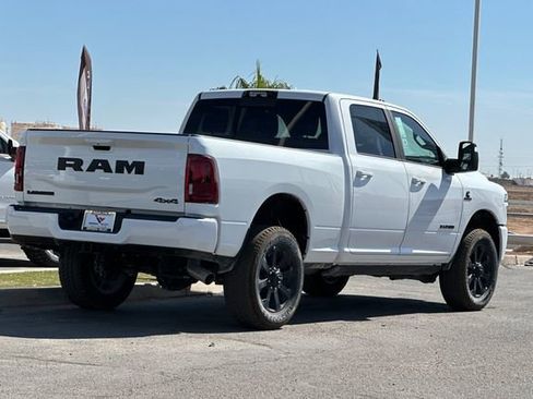 New 2026 RAM 2500 Laramie AWD/4WD image 7