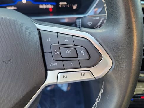 Certified 2023 Volkswagen Tiguan SE R-Line FWD image 20