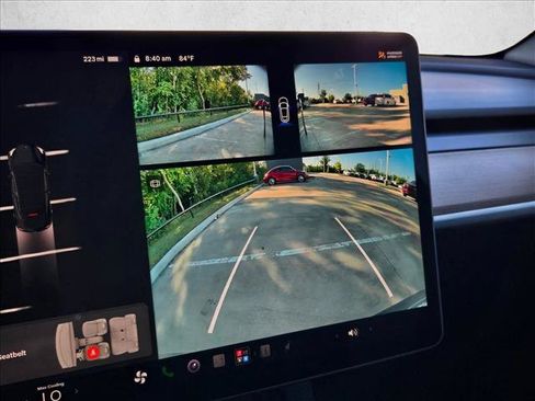 Used 2025 Tesla Model Y Long Range RWD image 10