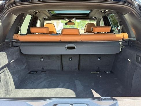 Used 2022 BMW X5 xDrive40i w/ Luxury Seating Package AWD/4WD image 5