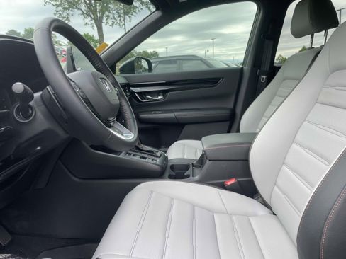 Used 2026 Honda CR-V Sport Touring image 15