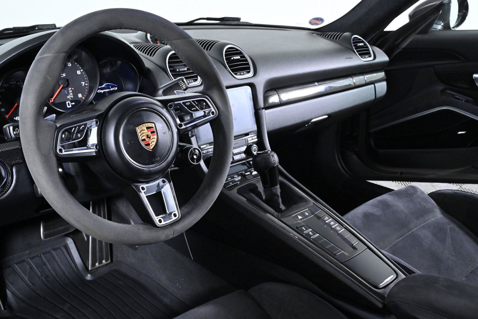 Used 2018 Porsche 718 Cayman GTS RWD image 19
