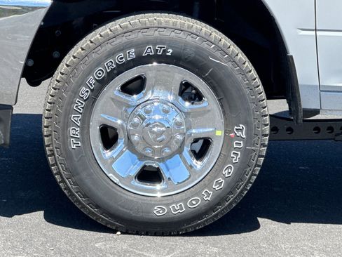 New 2026 RAM 3500 Tradesman AWD/4WD image 24