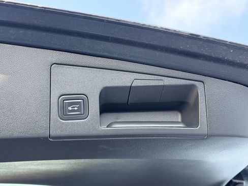 Certified 2021 Cadillac XT5 Sportv image 6