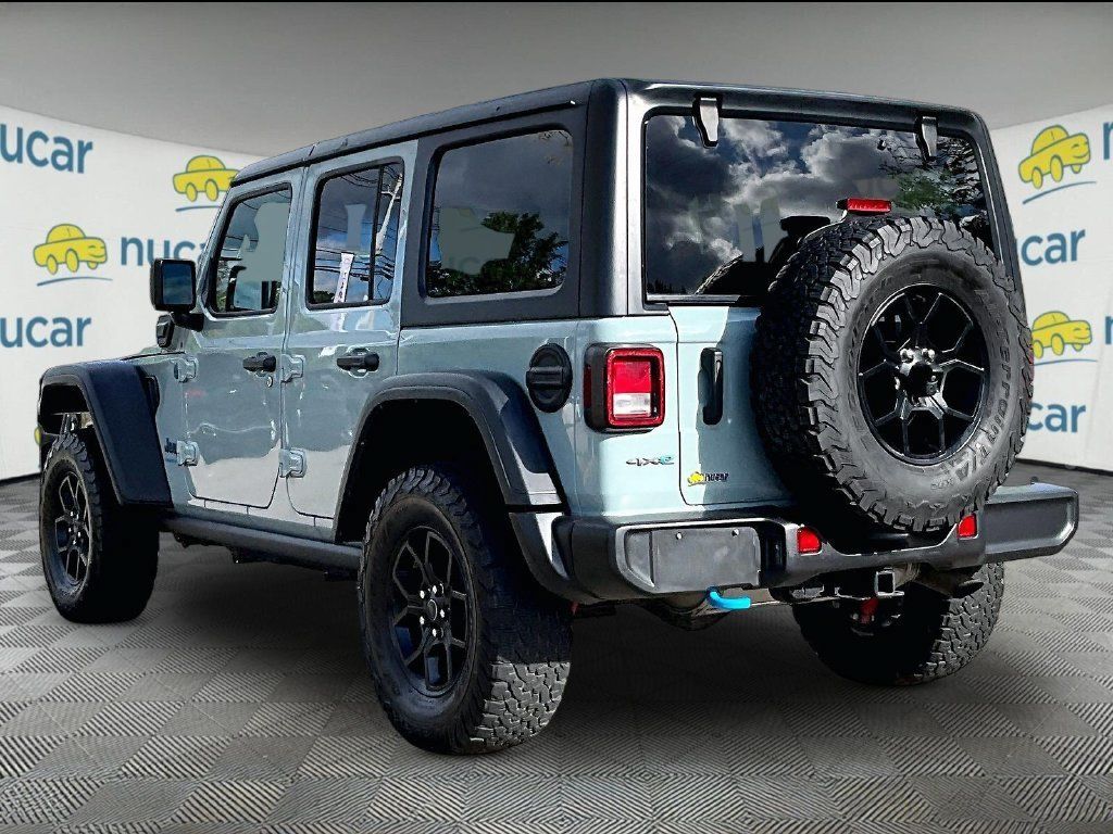 Used 2024 Jeep Wrangler Unlimited AWD/4WD image 4