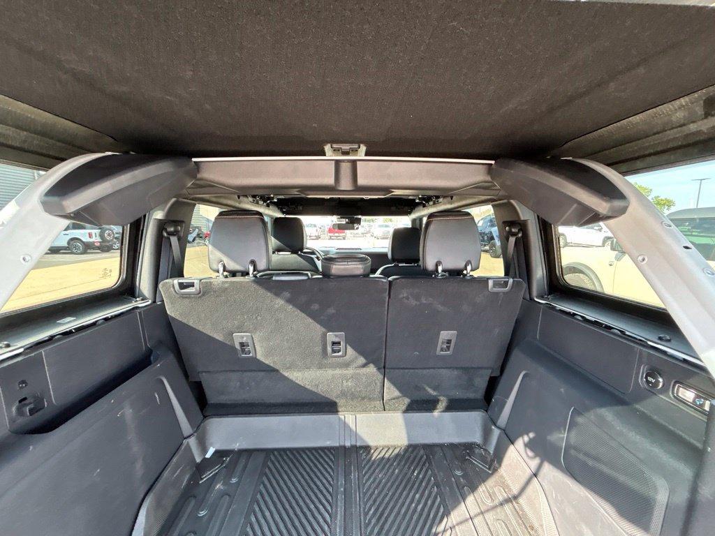 Used 2023 Ford Bronco Badlands AWD/4WD image 8