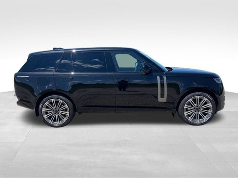 New 2026 Land Rover Range Rover Long Wheelbase SE AWD/4WD image 6