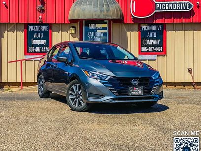 Used 2025 Nissan Versa SV w/ Trunk Package