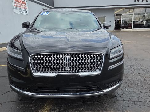 Used 2023 Lincoln Nautilus Reserve AWD/4WD image 2