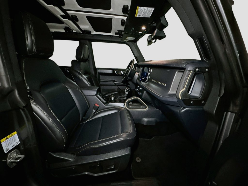 Used 2025 Ford Bronco Badlands AWD/4WD image 35
