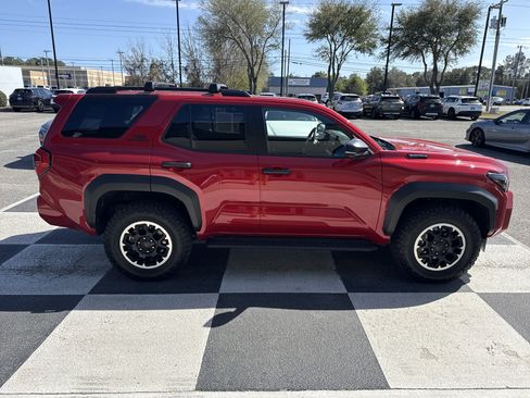 Used 2025 Toyota 4Runner TRD Off-Road Premium image 3