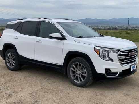 Used 2022 GMC Terrain SLT AWD/4WD image 2