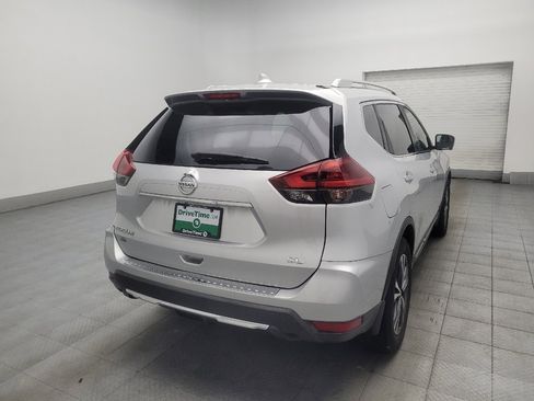 Used 2018 Nissan Rogue SL FWD image 9