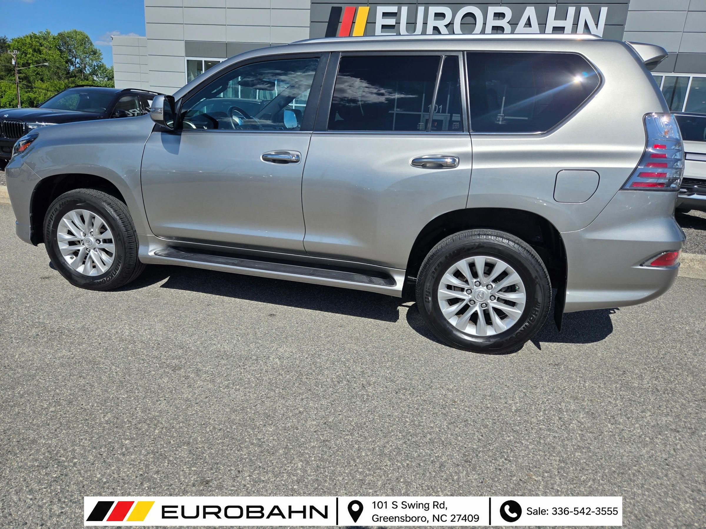 Used 2021 Lexus GX 460 Premium w/ Premium Package AWD/4WD image 28