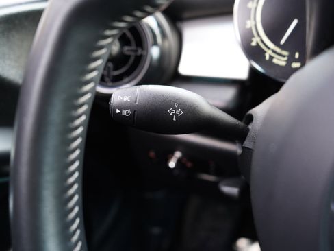 Used 2023 MINI Cooper S image 39