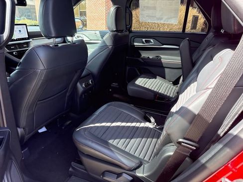 New 2026 Ford Explorer ST-Line w/ ST-Line Street Pack image 10
