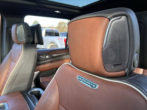 Used 2024 GMC Yukon XL Denali Ultimate image 13