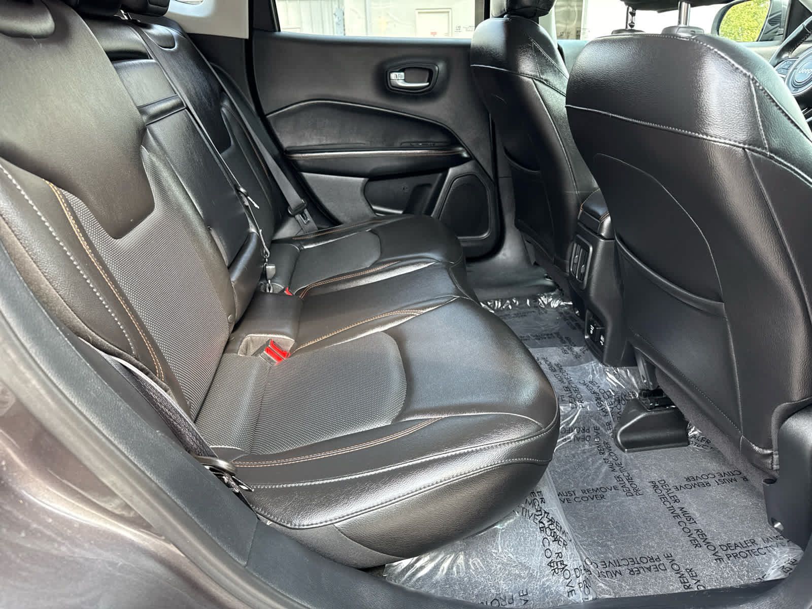 Used 2018 Jeep Compass Limited AWD/4WD image 14