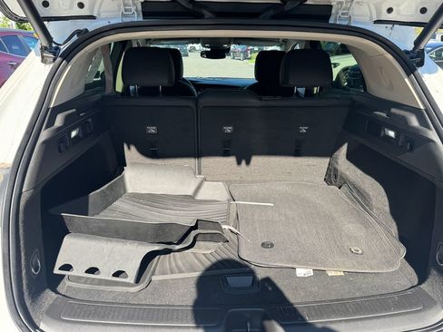 Used 2023 Buick Envision Essence AWD/4WD image 32