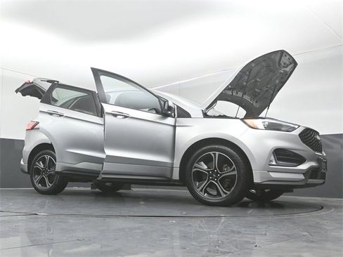 Certified 2019 Ford Edge ST w/ Convenience Package image 52