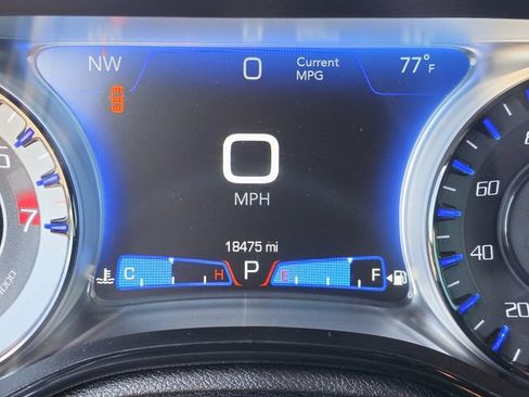 Used 2023 Chrysler 300 S w/ Comfort Group RWD image 38