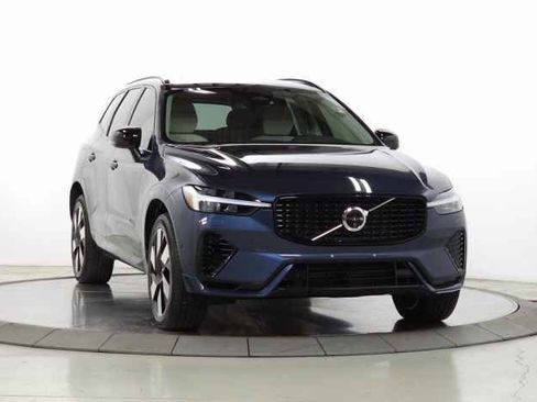 Used 2024 Volvo XC60 T8 Plus w/ Protection Package Premier image 1