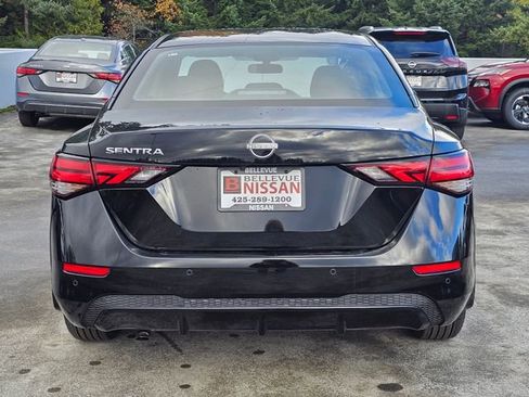 Used 2025 Nissan Sentra S image 6